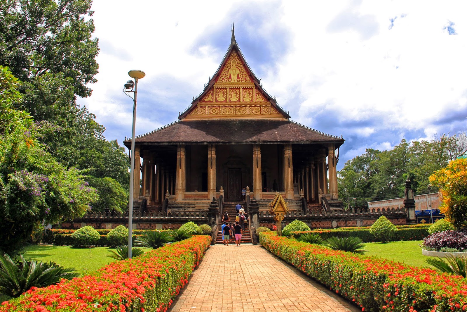 Khám phá Ho Phra Kaew